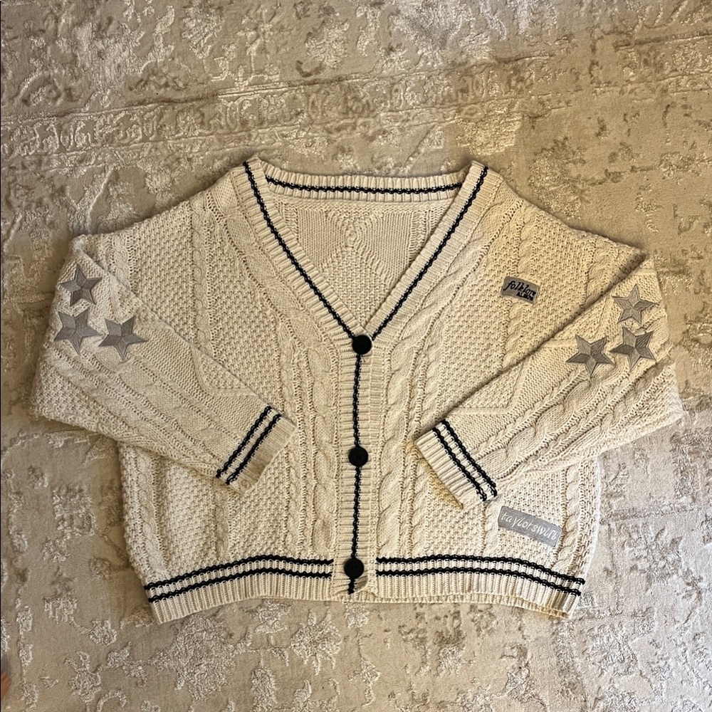 Taylor Swift Folklore cardigan